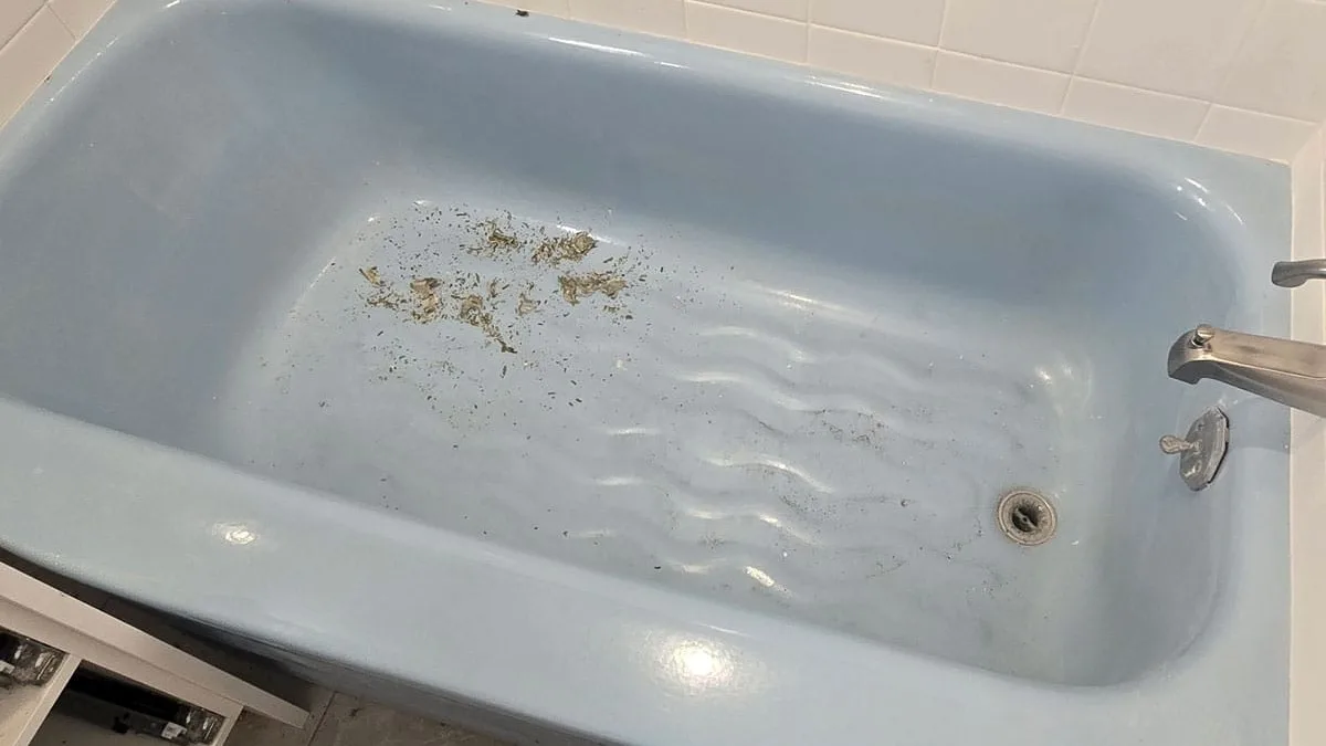 bathtub refinishing denver before